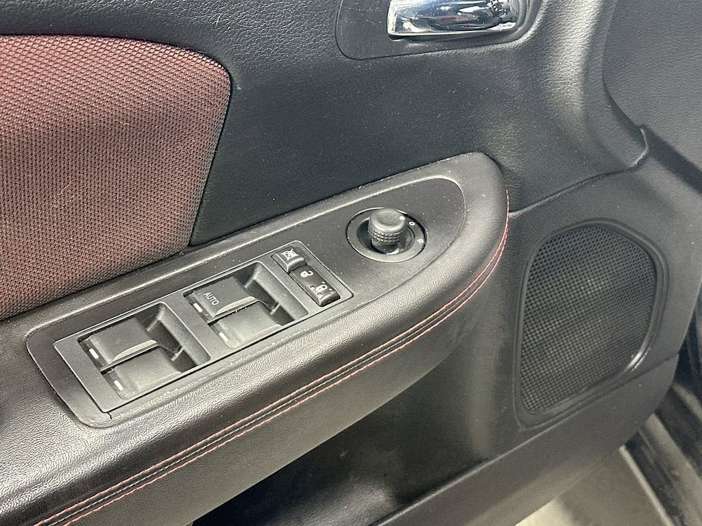 2011 Dodge Avenger Heat