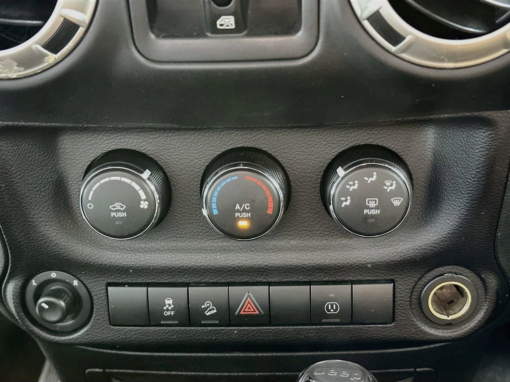 2018 Jeep Wrangler JK Unlimited Sahara