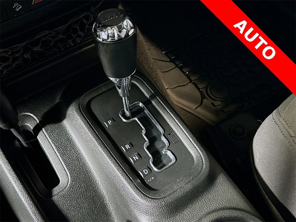 2018 Jeep Wrangler JK Unlimited Willys Wheeler W