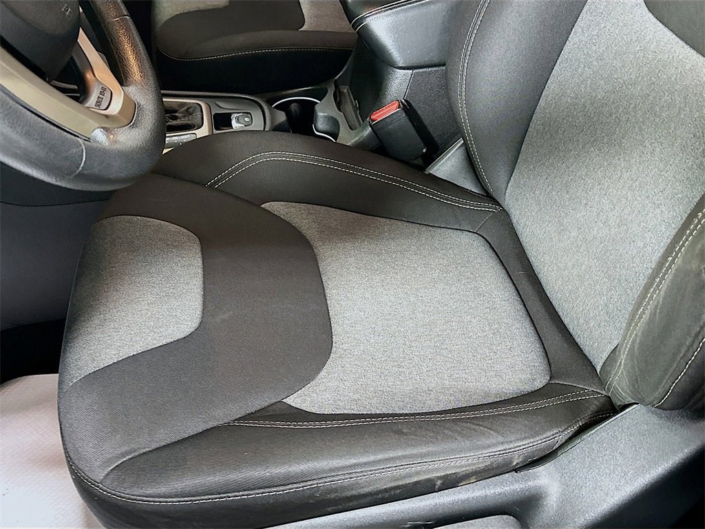 2014 Jeep Cherokee Sport