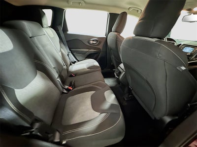 2014 Jeep Cherokee Sport