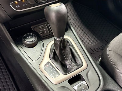 2015 Jeep Cherokee Sport