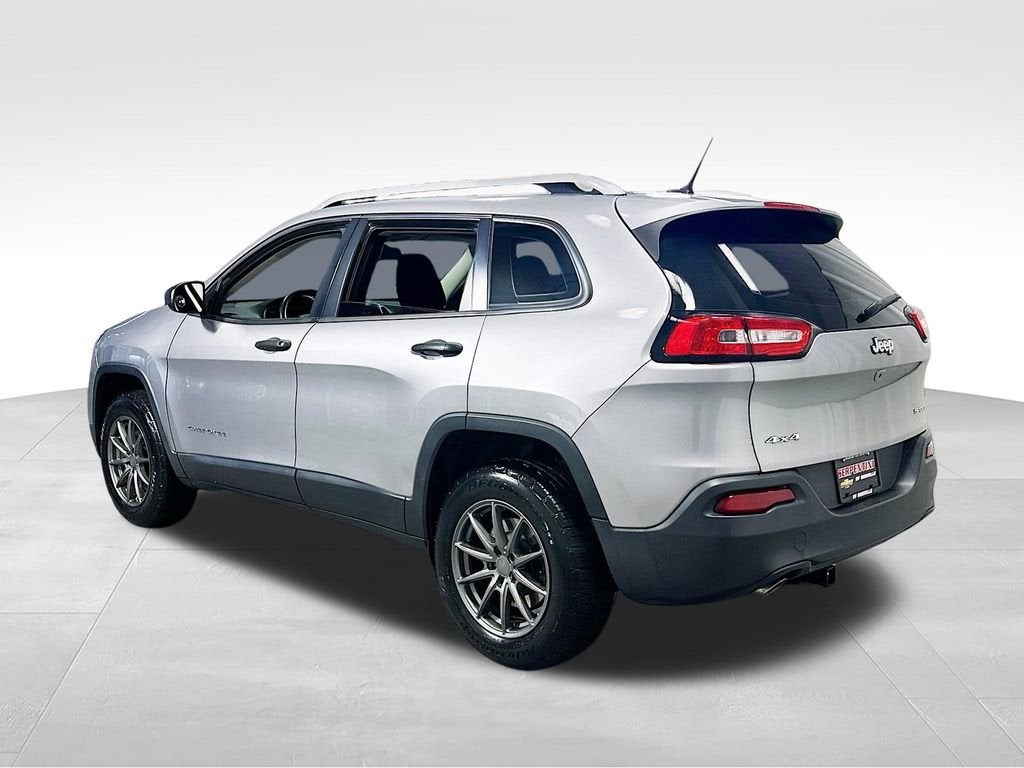 2015 Jeep Cherokee Sport