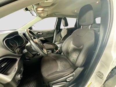 2019 Jeep Cherokee Upland
