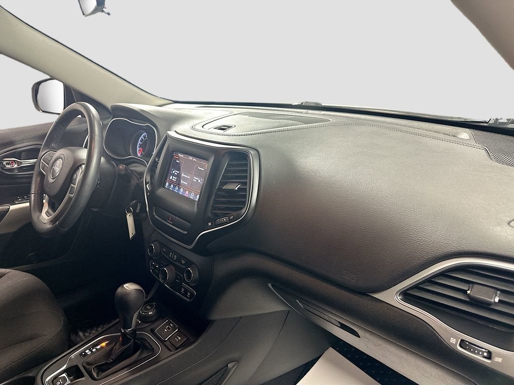 2019 Jeep Cherokee Upland