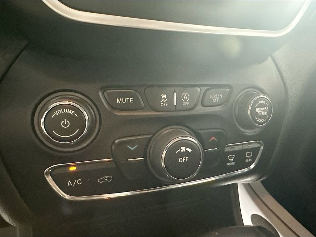 2020 Jeep Cherokee Latitude