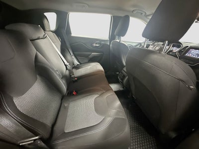 2020 Jeep Cherokee Latitude