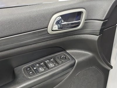 2020 Jeep Grand Cherokee Laredo E