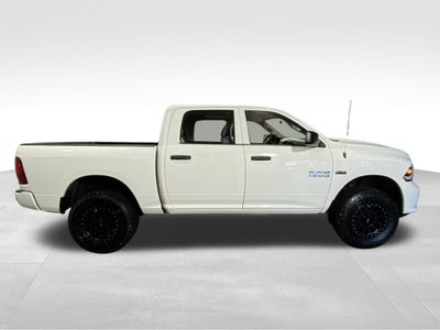 2017 RAM 1500 Express Crew Cab 4x4 5'7" Box