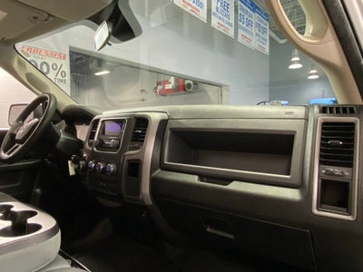 2017 RAM 1500 Express Crew Cab 4x4 5'7" Box