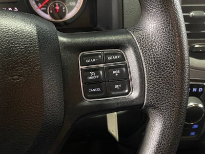 2017 RAM 1500 Express Crew Cab 4x4 5'7" Box