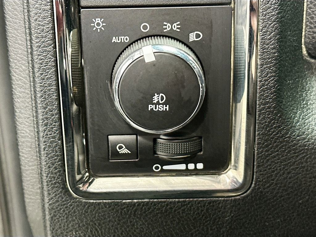 2016 RAM 1500 Sport