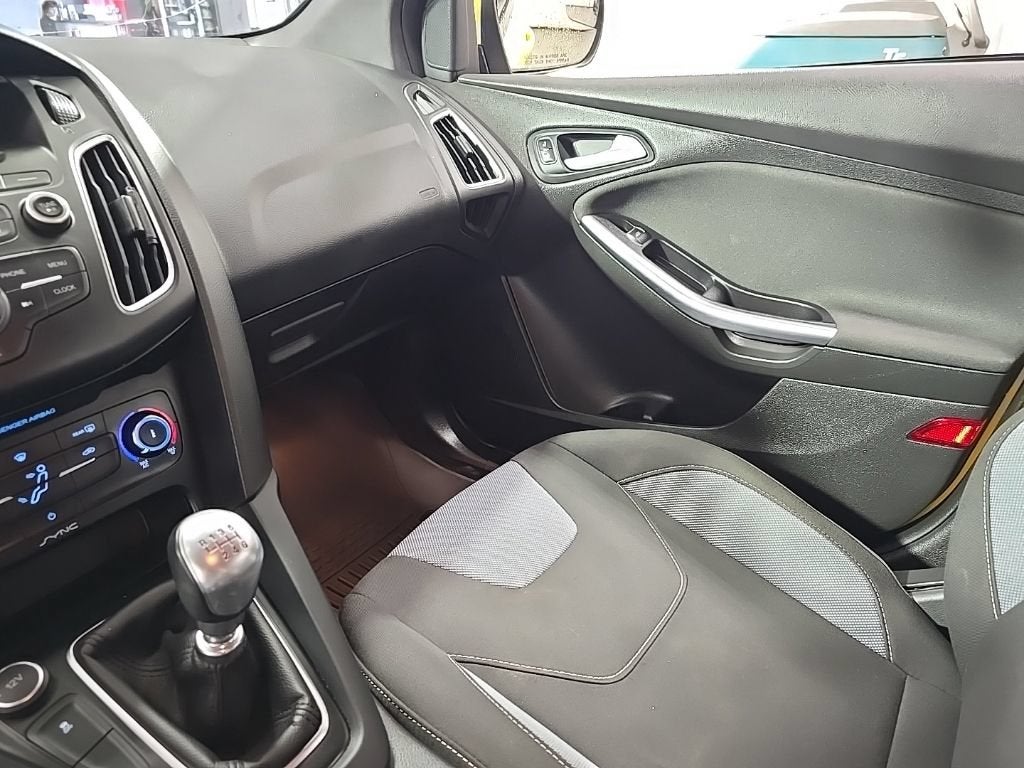 2017 Ford Focus ST ST