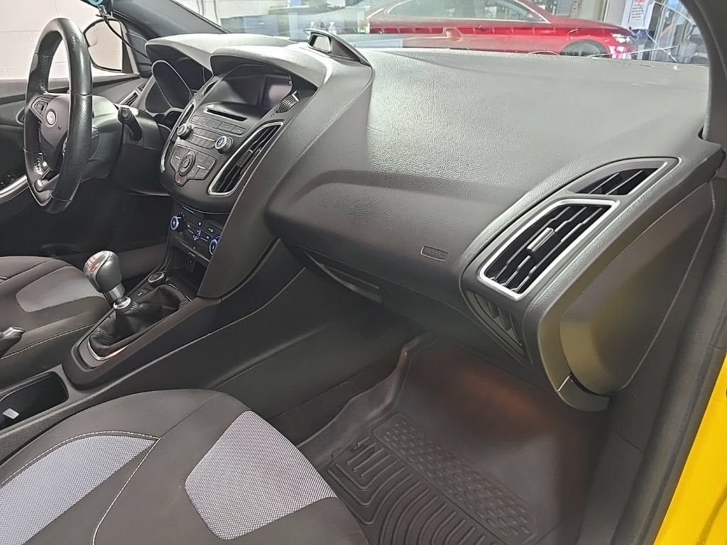 2017 Ford Focus ST ST