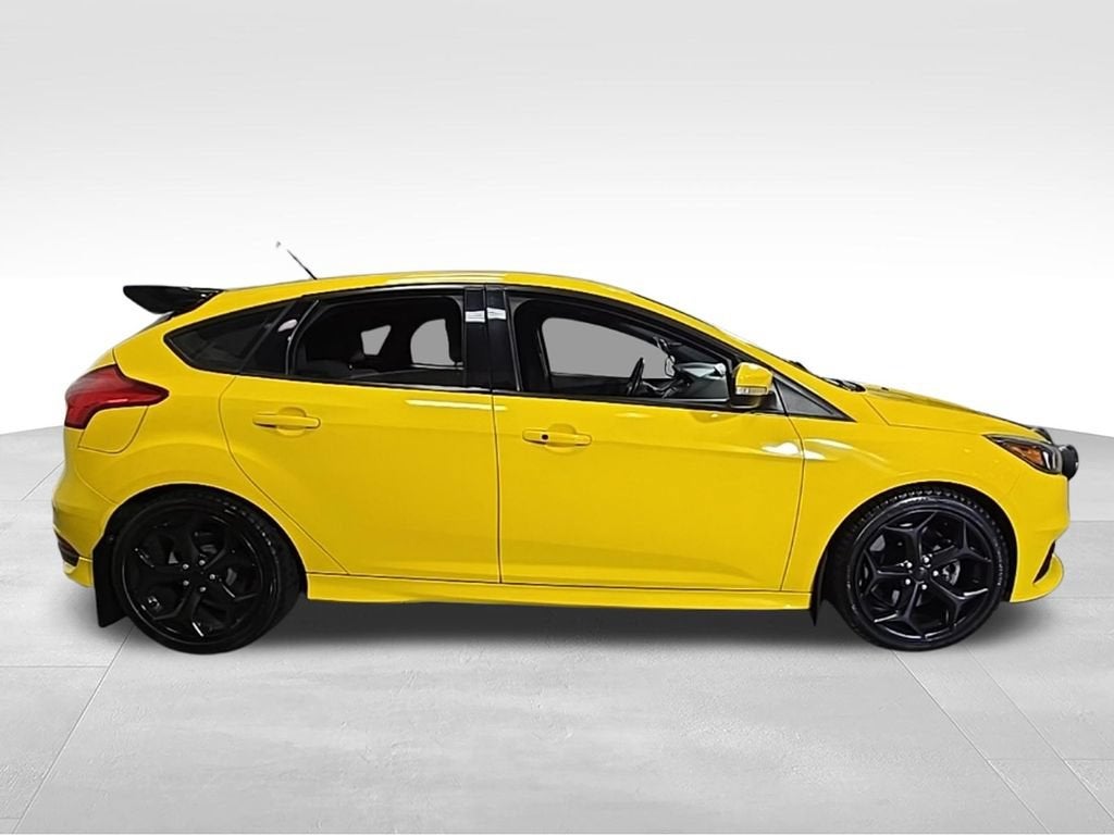 2017 Ford Focus ST ST