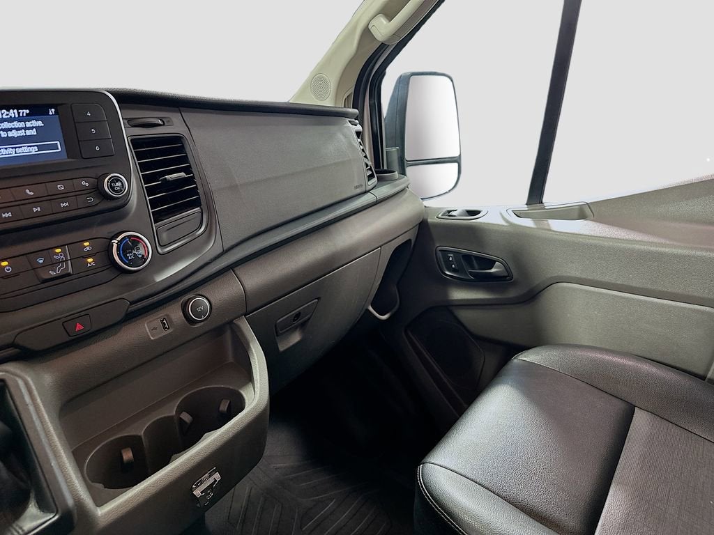 2020 Ford Transit Passenger Wagon XL