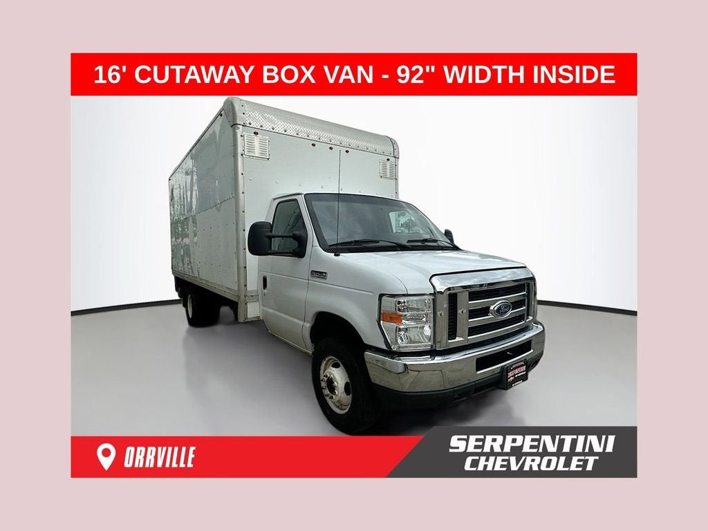 2017 Ford E-Series Cutaway Base