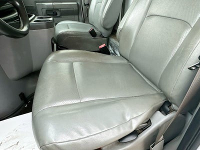 2017 Ford E-Series Cutaway Base
