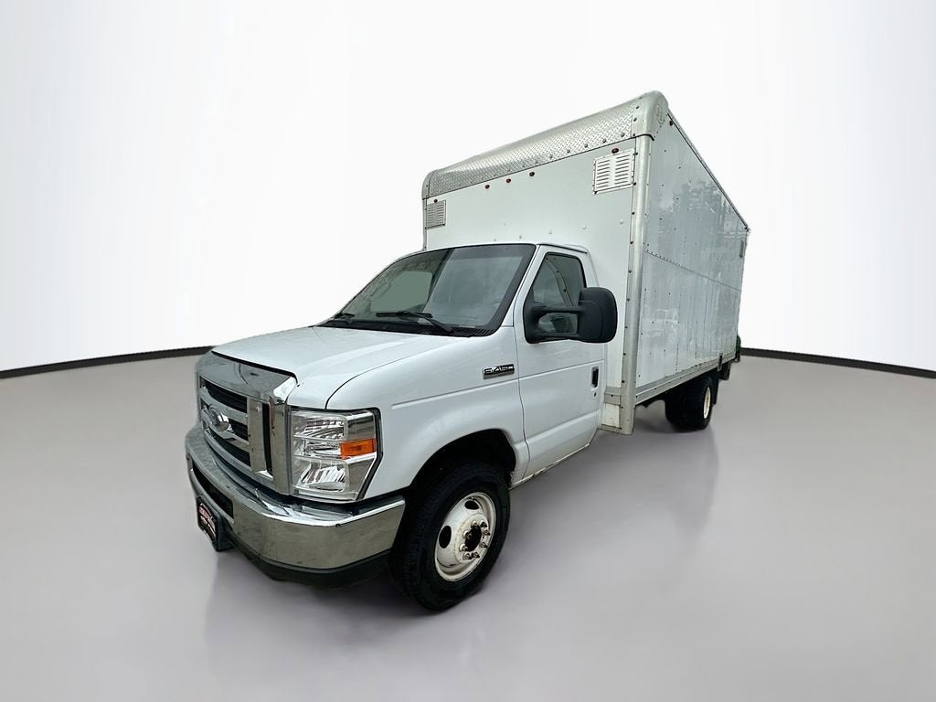 2017 Ford E-Series Cutaway Base