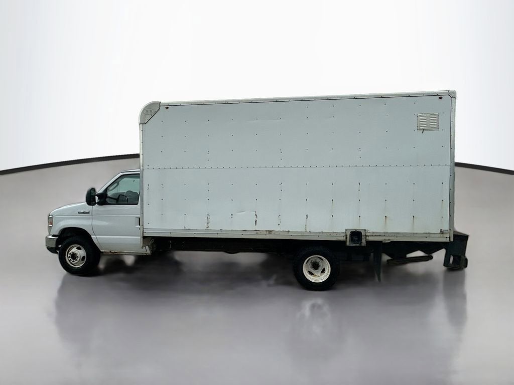 2017 Ford E-Series Cutaway Base