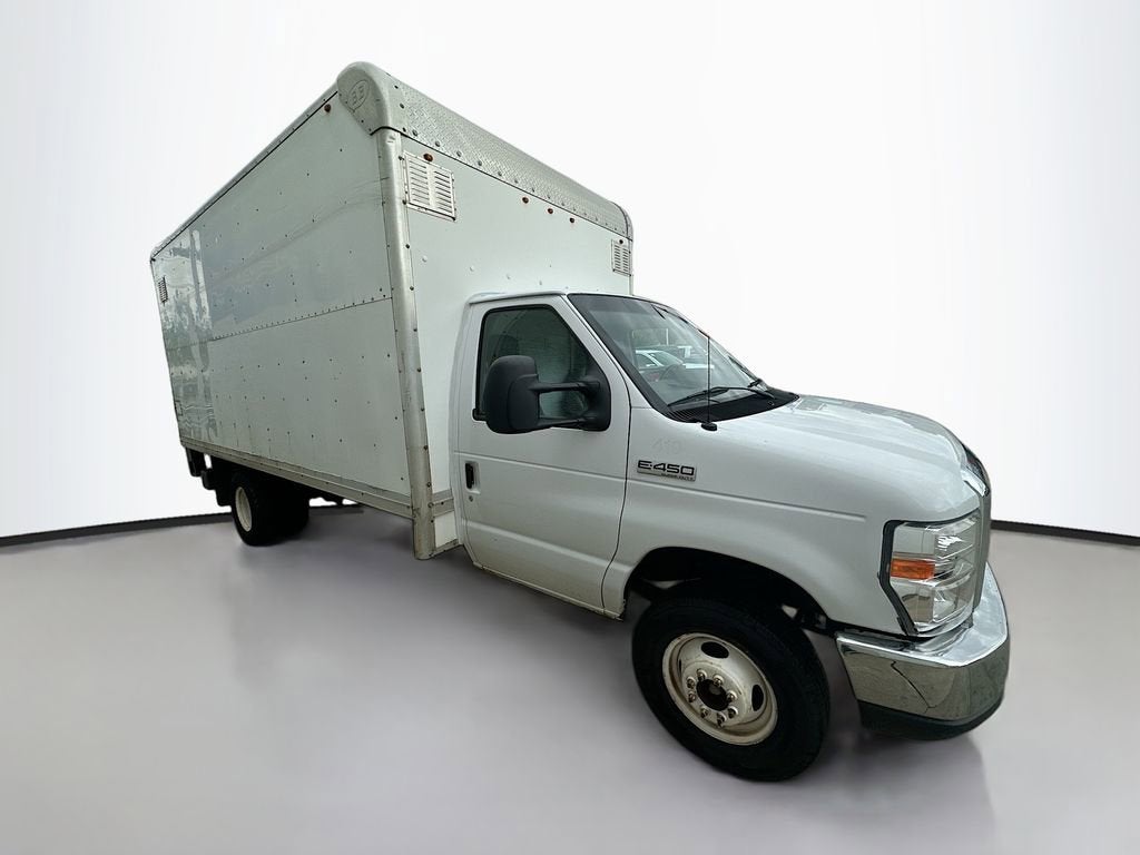 2017 Ford E-Series Cutaway Base