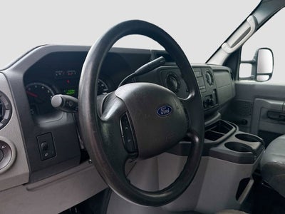 2017 Ford E-Series Cutaway Base