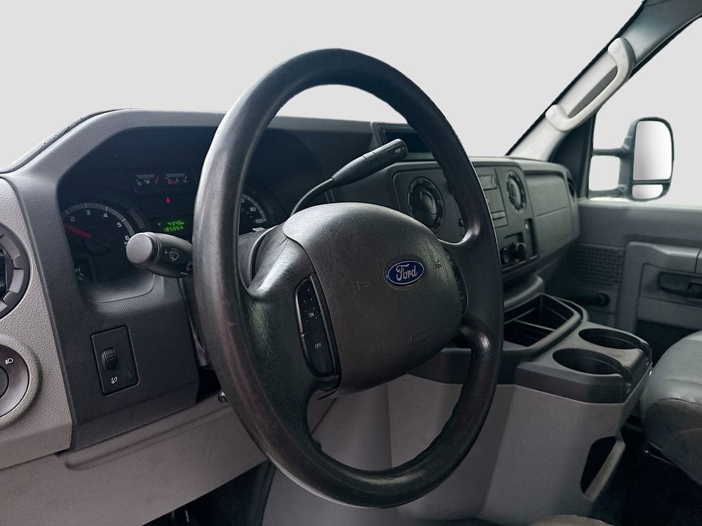 2017 Ford E-Series Cutaway Base