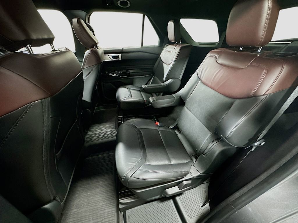 2021 Ford Explorer Platinum