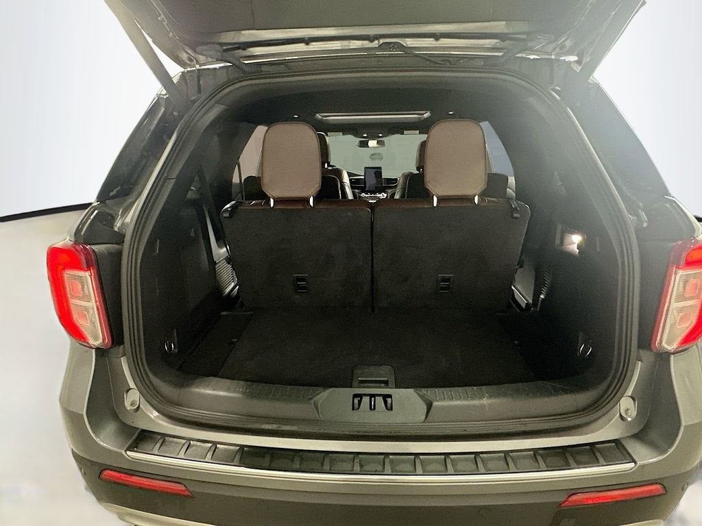 2021 Ford Explorer Platinum