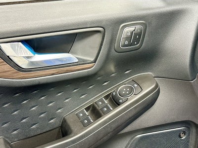 2020 Ford Escape Titanium Hybrid