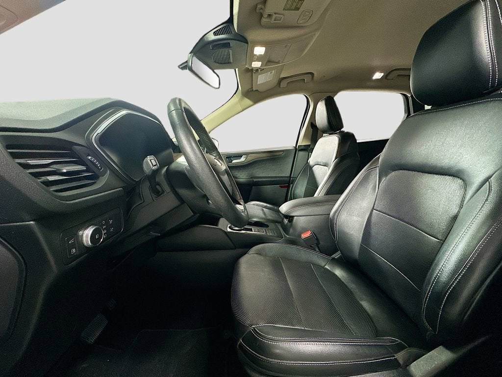 2020 Ford Escape Titanium Hybrid