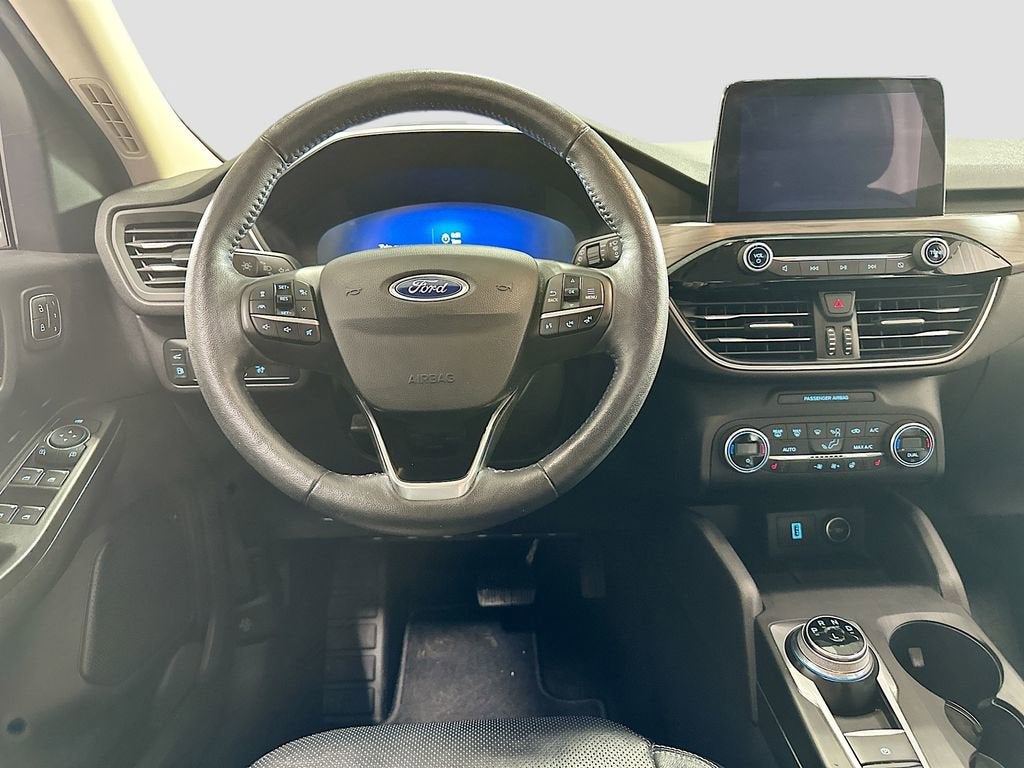 2020 Ford Escape Titanium Hybrid