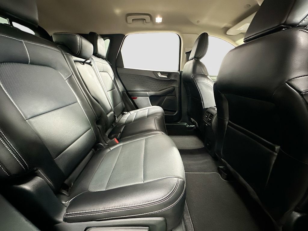 2020 Ford Escape Titanium Hybrid