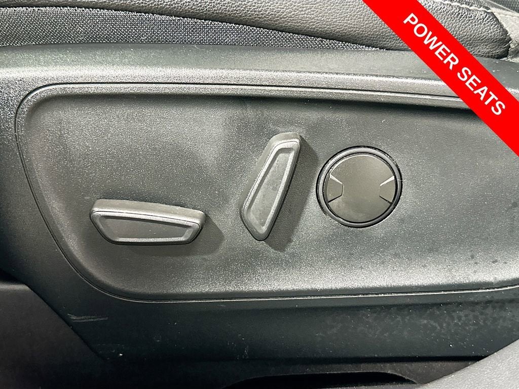 2020 Ford Escape Titanium Hybrid