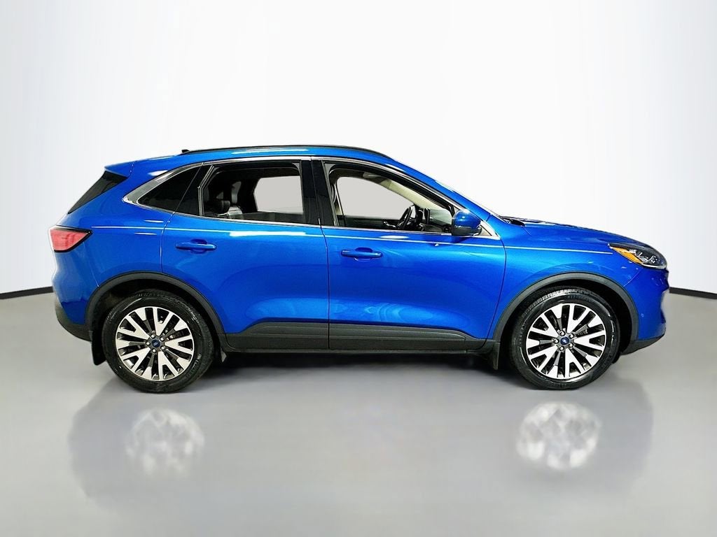 2020 Ford Escape Titanium Hybrid