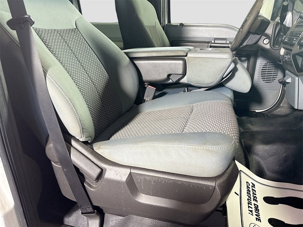 2011 Ford Super Duty F-250 SRW XL