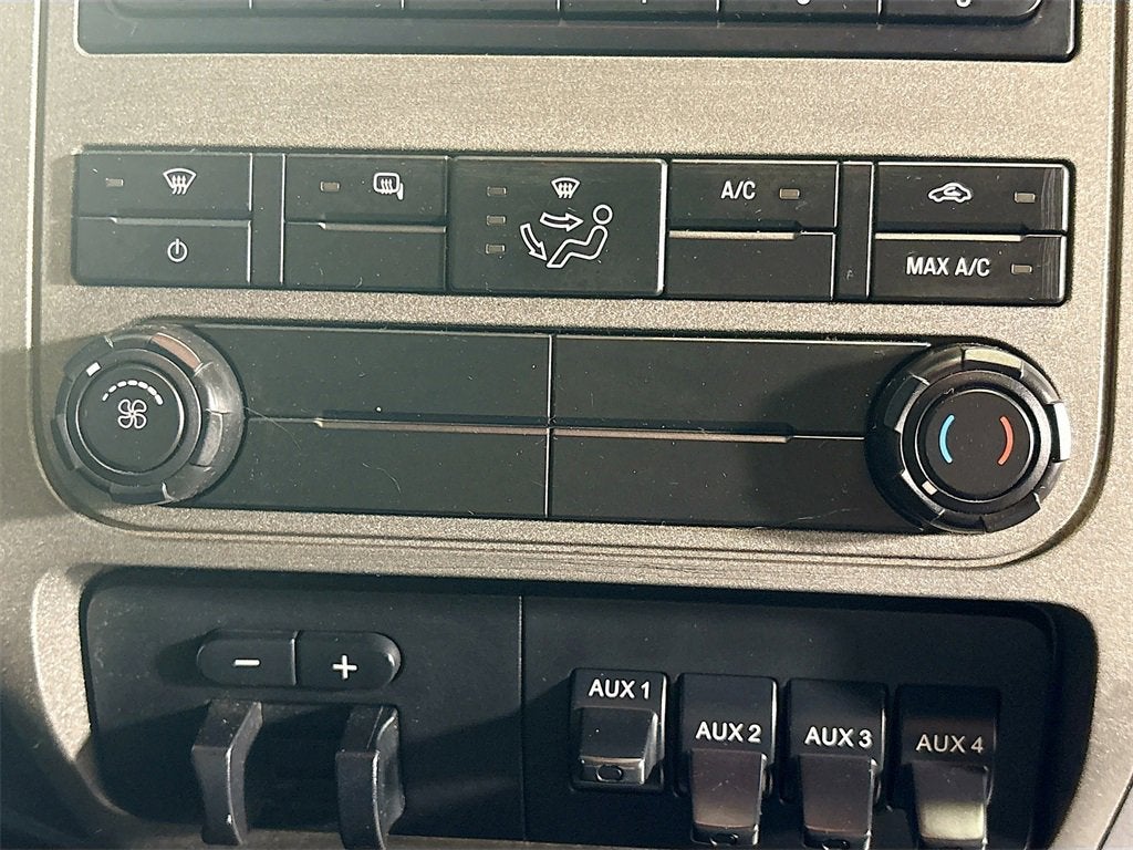 2011 Ford Super Duty F-250 SRW XL