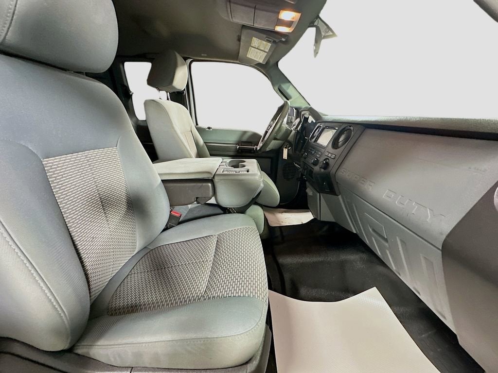 2012 Ford Super Duty F-250 SRW XL