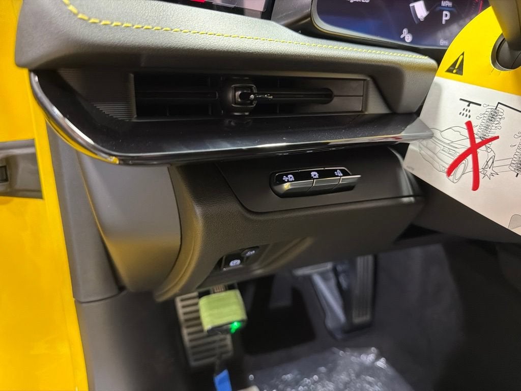 2027 Chevrolet Corvette Stingray 2LT