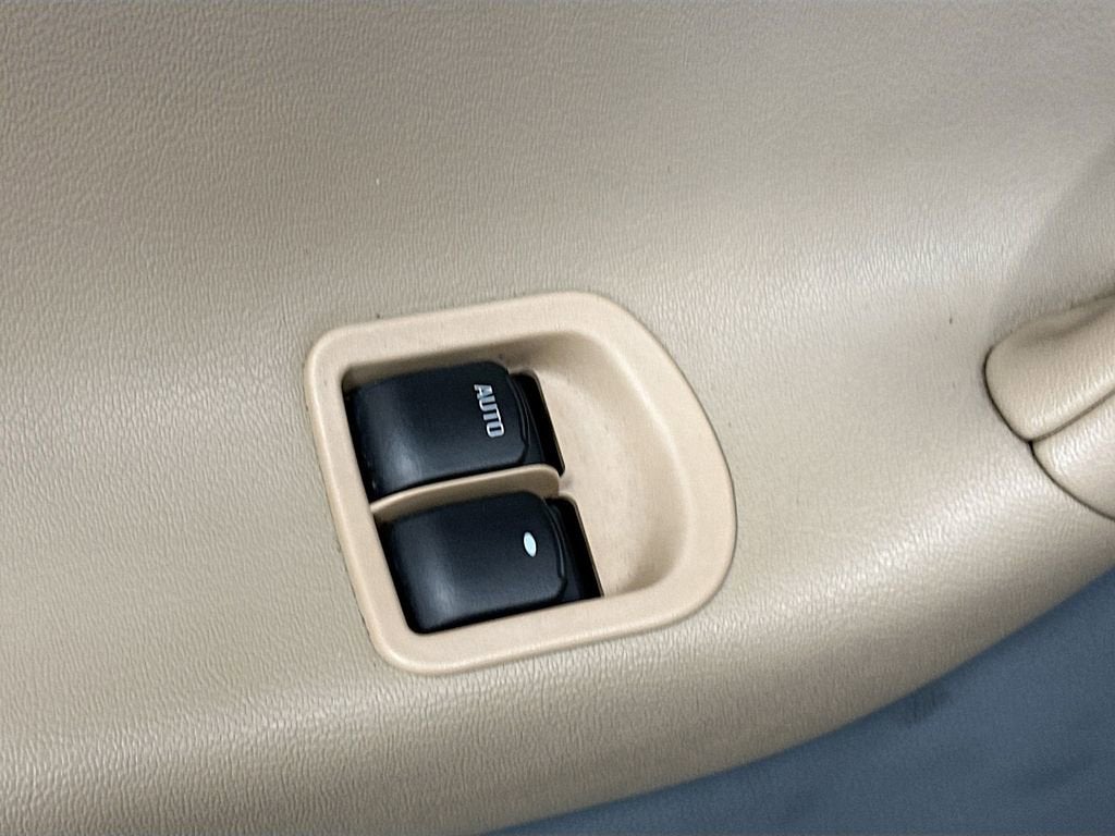 2007 Pontiac Solstice Base