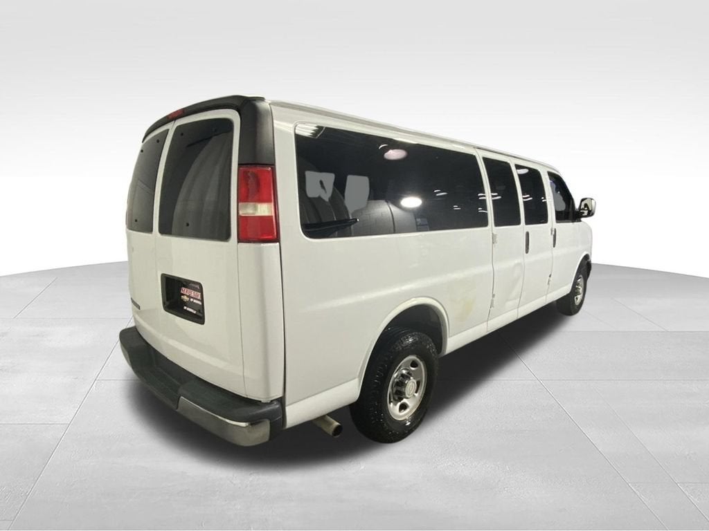 2019 Chevrolet Express Passenger 3500 LT