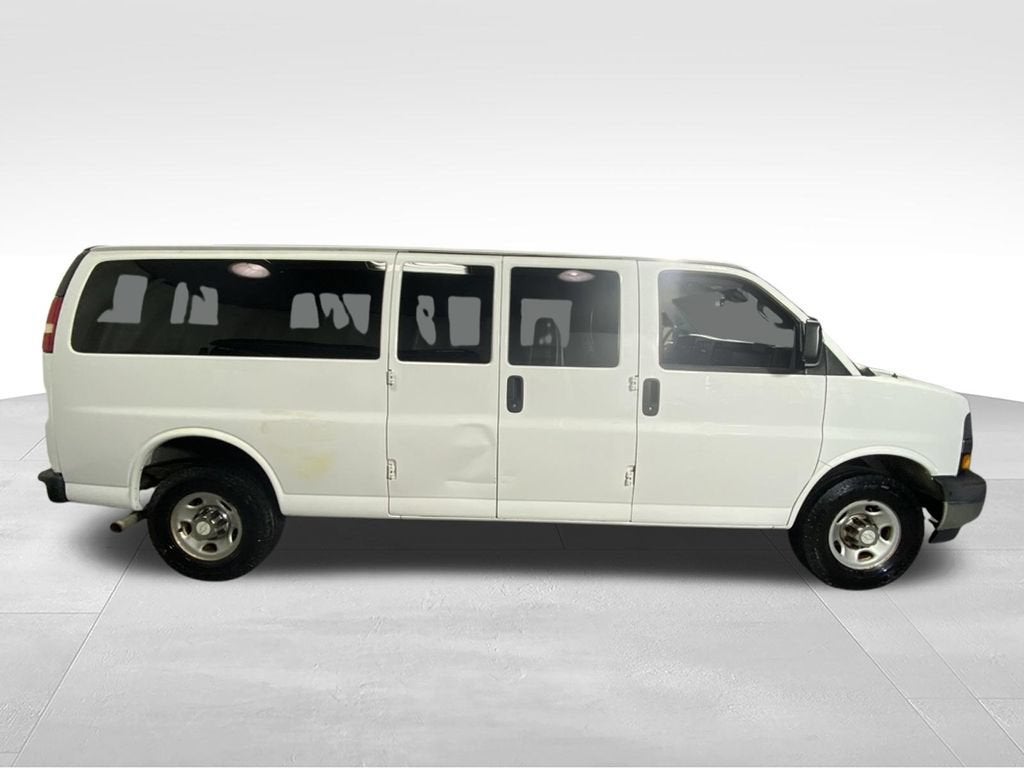 2019 Chevrolet Express Passenger 3500 LT