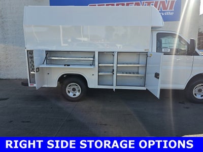 2025 Chevrolet Express Cutaway 3500 1WT