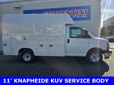 2025 Chevrolet Express Cutaway 3500 1WT