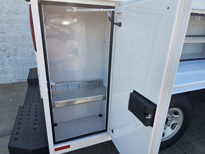 2025 Chevrolet Express Cutaway 3500 1WT