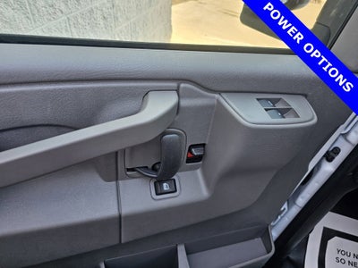 2025 Chevrolet Express Cutaway 3500 1WT