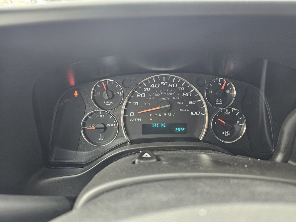 2025 Chevrolet Express Cutaway 3500 1WT