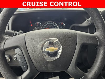 2025 Chevrolet Express Cutaway 3500 1WT