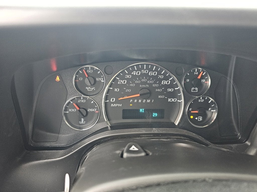 2025 Chevrolet Express Cutaway 3500 1WT