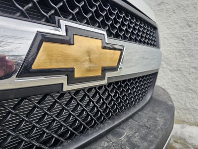 2025 Chevrolet Express Cutaway 3500 1WT